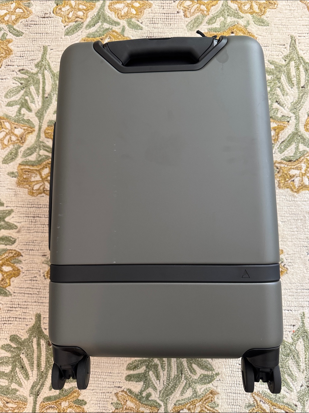 Nomatic Carry-On Classic Spinner Luggage In Olive Green Gray Nwt 14x9x22” — image 5 of 8